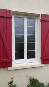 Fenêtre fibre RAU FIPRO avec petits-bois incorporés 10 mm